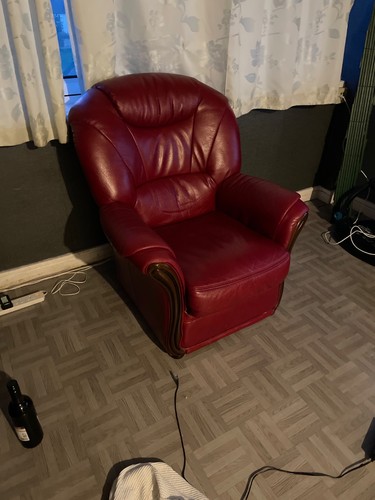 Leather arm chair very - arm,