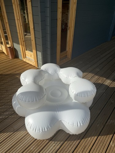 Inflatable white bubble chair - bubble,